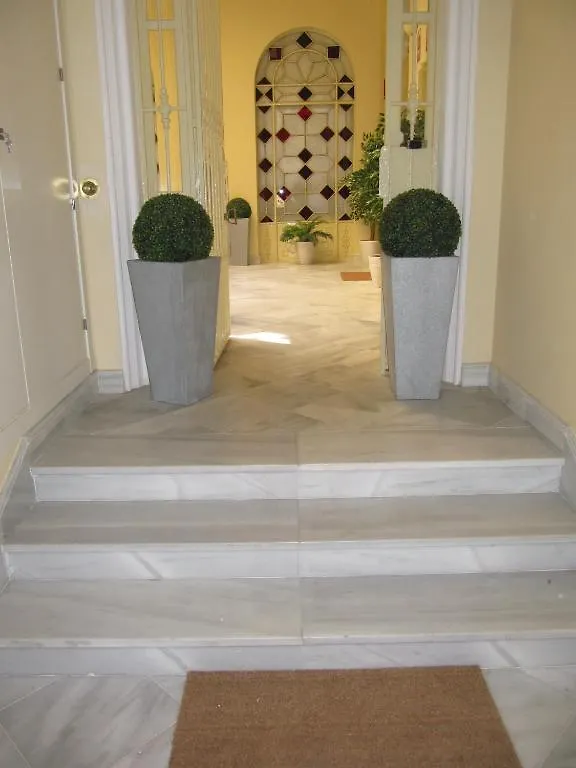 Life Apartments San Vicente Σεβίλλη Ισπανία