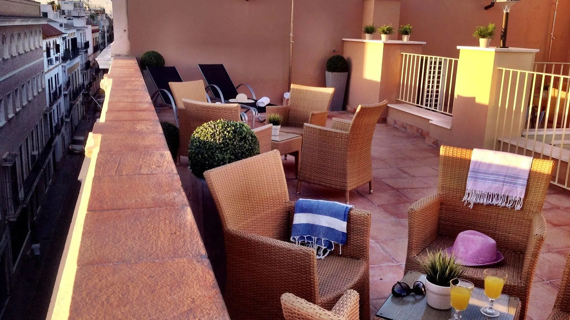 Life Apartments San Vicente Σεβίλλη 0*,  Ισπανία