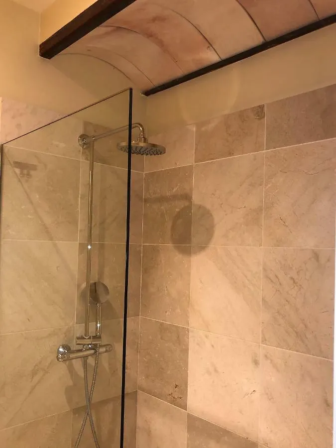 Life Apartments San Vicente Seville