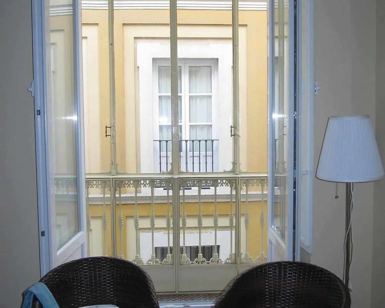 Life Apartments San Vicente Sevilla España